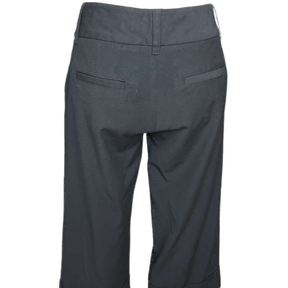 Old Navy low rise capri - Picture 3 of 5